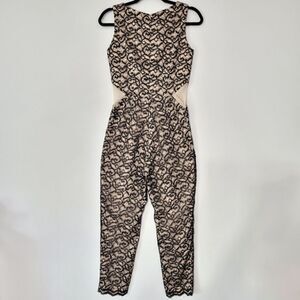 Vone black lace sleeveless jumpsuit With Nude Lining, Small